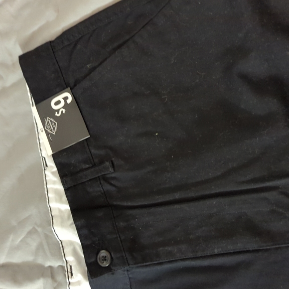 St. John's Bay Chino Shorts NWT - Picture 2 of 4